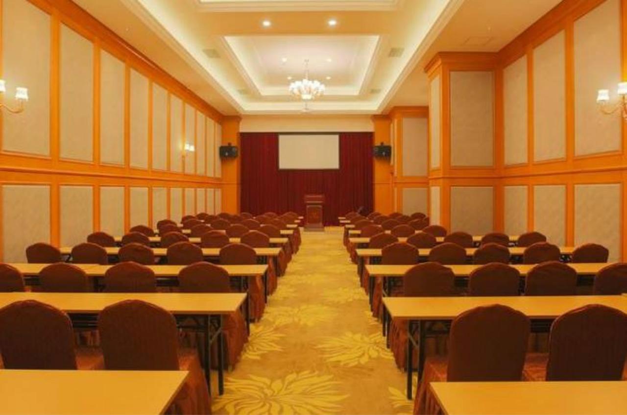 Venus International Hotel Shanghai South Shenjiang Road Exterior foto